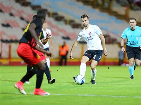 סיוסטאד יוסט לימין? (לירון מולדובן)