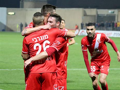 "אנחנו משחקים כדורגל שמח" (צילום: יוסי שקל)