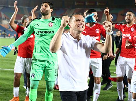 בכר חוגג כל הדרך לצלחת (דני מרון)