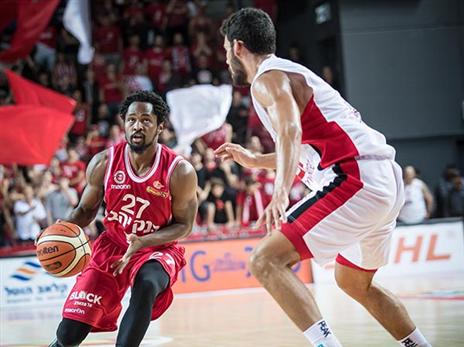 לוקאס מתקשה לבוא לידי ביטוי (מנהלת הליגה)