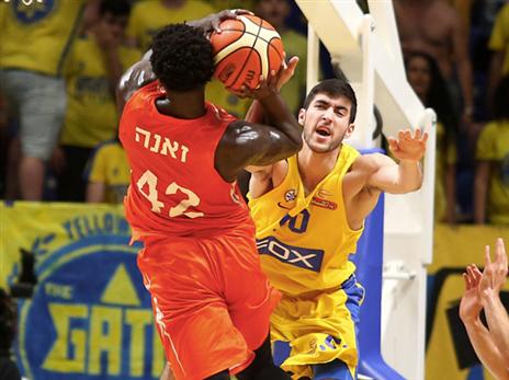 זוסמן התקשה מול זאנה (צילום: אלן שיבר)