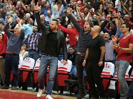 אלון בחוץ (אלן שיבר)