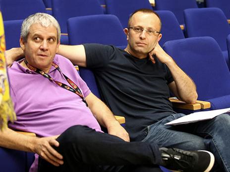 שמיר עם לנציאנו. "עדיף שבאיגוד יעשו בדק בית" (אלן שיבר)