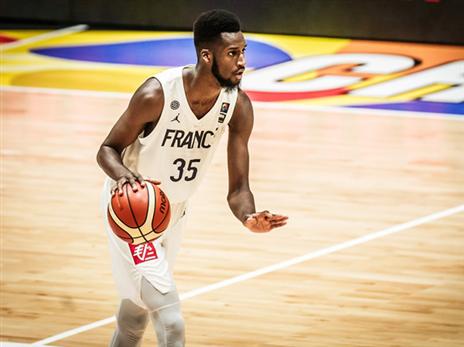 דיווארה. אחד האתלטים הגדולים באליפות (FIBA)