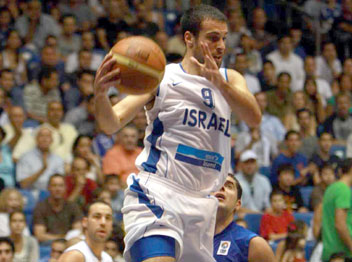 ה-MVP של הטורניר ב-2004. הלפרין