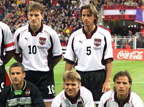 הרצוג (שמאל עליון) ופייפנברגר (ימין למטה). שיתפו פעולה באוסטריה (GETTY)