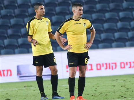 ורד. תקוע בשלב זה (דני מרון)