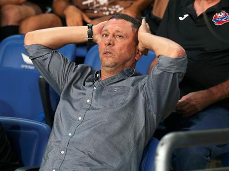 קלינגר. נחת לקרקע (אלן שיבר)