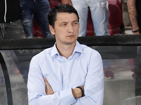 "איביץ' הוא שינוי מרענן" (אלן שיבר)