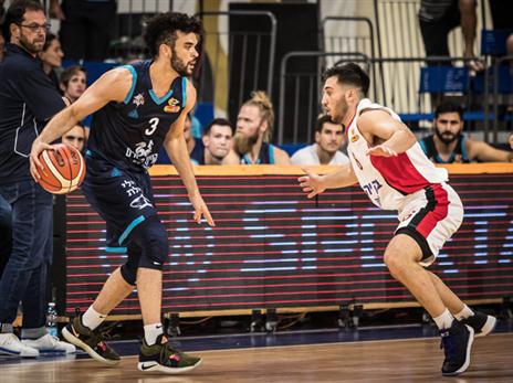 בראיינט רתח, גם בלאט עם מחצית ראשונה מצוינת (עודד קרני)