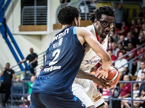 אמארה היה סולידי בחזרתו לפרקט ולמדים האדומים (עודד קרני)