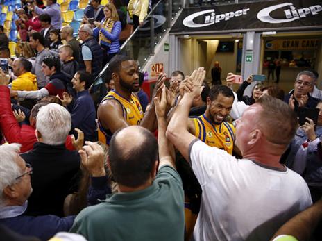 גם גראן קנאריה חגגה על מכבי ת"א (Miguel Henriquez, GETTY)