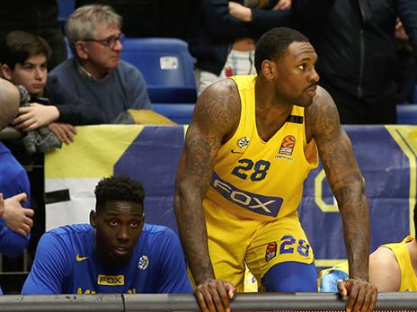 לא השפיע. בלאק (אלן שיבר)