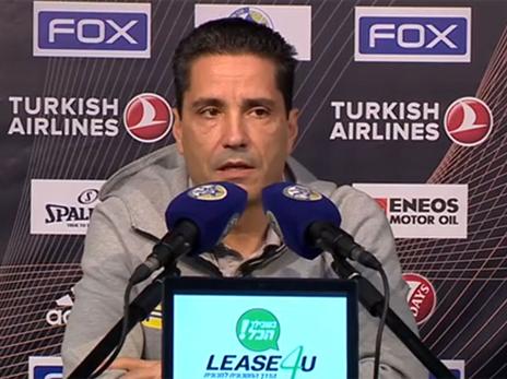 התלונן על היעדר אימונים. ספרופלוס