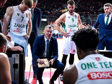 היחיד שלוקח החלטות מקצועיות (getty)