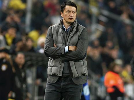 שולט בקבוצה ביד רמה. איביץ' (צילום: אלן שיבר)