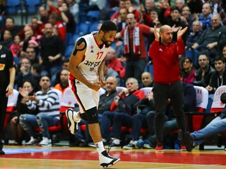 מקבל מנוחה. באטלר (מנהלת הליגה)