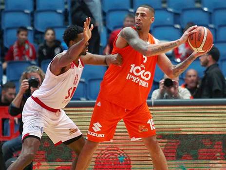 סימפסון, אחד המצטיינים במשחק (אלן שיבר)