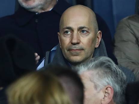 נפגש עם המאמן בימים האחרונים. גאזידיס, היו"ר (getty)