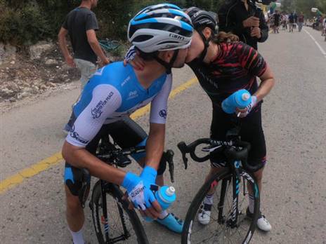 הנשיקה המרגשת לפני הסיום