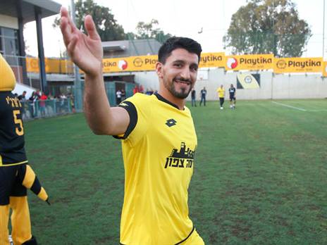 מתאקלם היטב. אלמוג כהן (צילום: אלן שיבר)