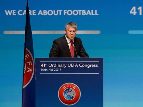 קייראט בורנבאייב. נשיא חזק (getty)