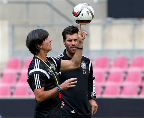 קוגל עם קלופ בנבחרת גרמניה (Getty)