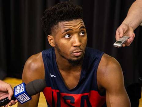 מיטשל. לומד את הכדורסל הבינלאומי (Getty)