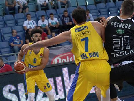 בראיינט. ההתקפה זרמה יחסית למשחק ראשון (האתר הרשמי)