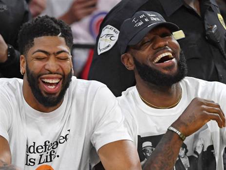 יצחק אחרון? לברון ודייויס (GETTYIMAGES)