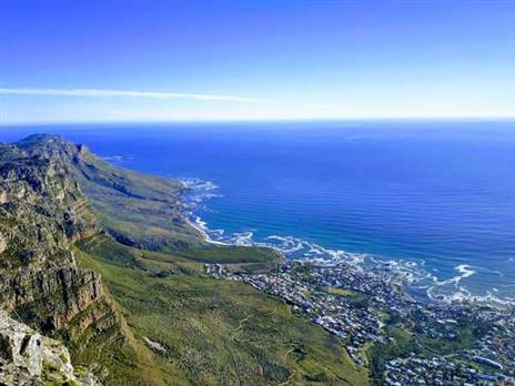 פסטורליה הטומנת בחובה עבר סוער