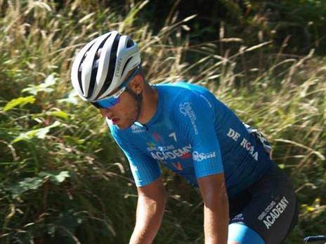 יובל בן משה, חלק מקבוצת הפיתוח (נועה ארנון)