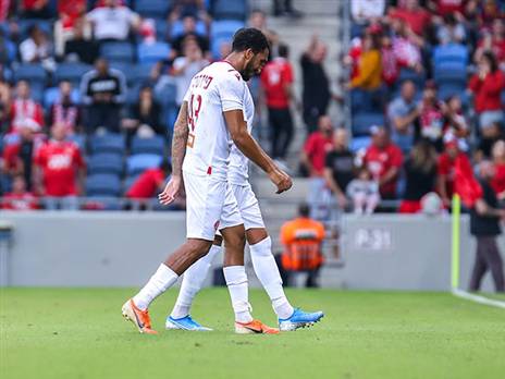 "ידענו שזה לא יכול להימשך". שחקני ת"א אחרי התבוסה בחיפה (צילום: מאור אלקסלסי)