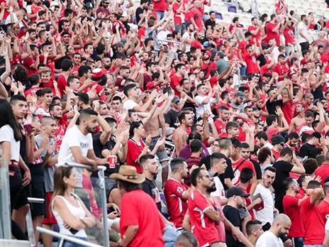 אוהדי הפועל ת"א. זוכרים לסיני את הטוב, וגם את הרע (דני מרון)