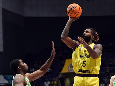 האוול. הוצע כבר בפתיחת העונה (ברני ארדוב)