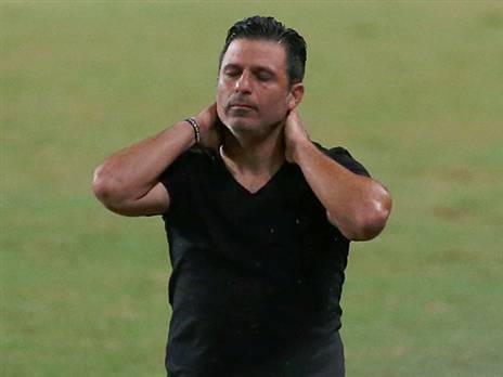 חיים, לא מעט צרות בתקופה האחרונה (אלן שיבר)