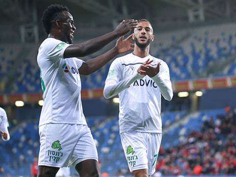 "אחרי שכבשתי, הוא בכה". יוסף חוגג מול הפועל חיפה (צילום: מאור אלקסלסי)