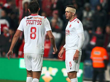 אבו עביד המשיך לשחק, למרות שהדימום המשיך (אלן שיבר)