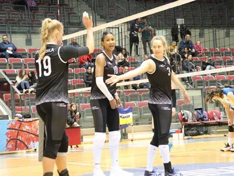 קריית אתא חוגגת ניצחון (צילום: ישראל רחום)