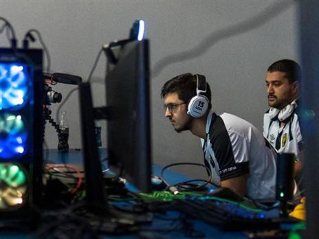 תמיר לוי במהלך המשחק נגד אלמוג בית יעקב