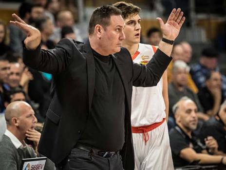 מחפש ניצחון שלישי ברציפות