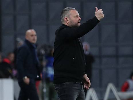 השינוי ההגנתי לא עזר. בלפר (צילום: דני מרון)