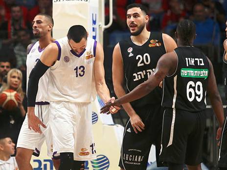 "כסף יכול לקנות סגל טוב, אבל הוא לא יכול לקנות לב". גפני (אלן שיבר)