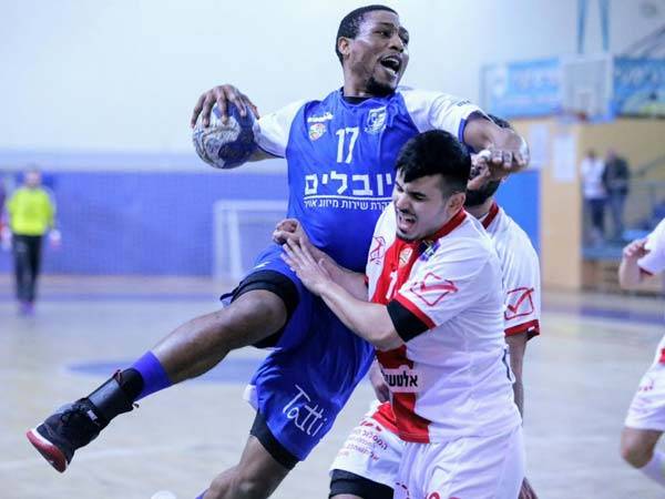 (הדר ואן קולא, איגוד הכדוריד)