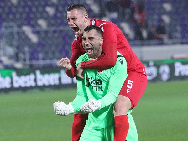 יצטרכו להימנע ממגע שכזה (דני מרון)