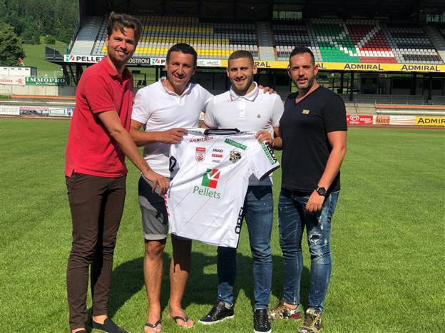 מוצג בוולפסברגר. רק תחנה בדרך