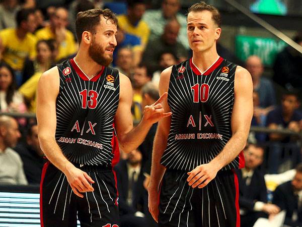 מילאנו תסיר את תווית הלוזרית? (אלן שיבר)