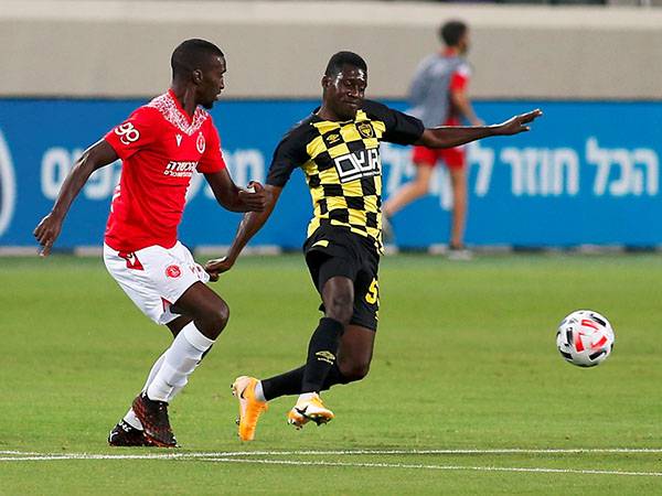 עבד, אבל בעיקר הגנתית (אלן שיבר)