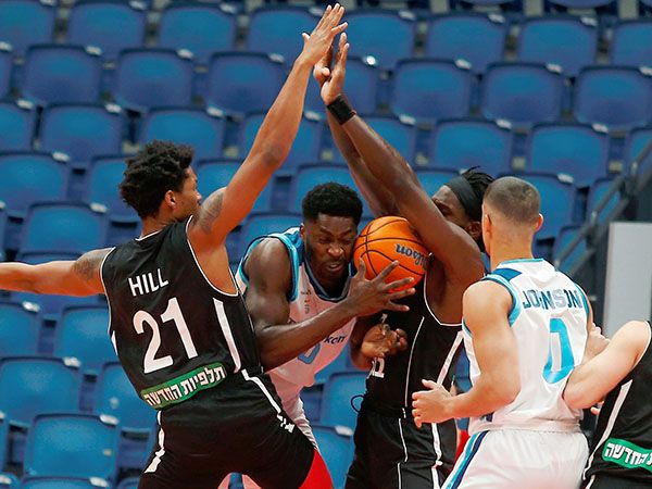 ירושלים פתחה טוב את המשחק, אך נפלה במאני טיים (אלן שיבר)