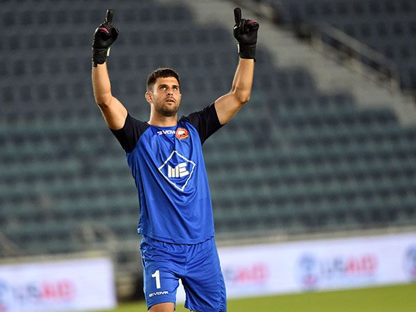 סוף סוף, כדורגל! (צילום: ברני ארדוב)